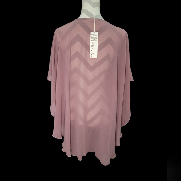 Aunt Wanda (Anthropologie) Sheer Lavender Cover Up One Size NWT - Picture 3 of 6